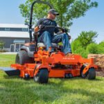 Ariens Zenith 60 KW Zero Turn Lawn Mower - Image 12