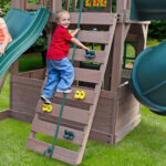 Alpine Adventure Wooden Playset - Image 5