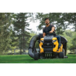 Cub Cadet XT1 LT 46 Lawn Tractor - Image 10