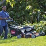 Toro 30 in. (76 cm) TimeMaster® w/Personal Pace® Gas Lawn Mower (21199) - Image 6